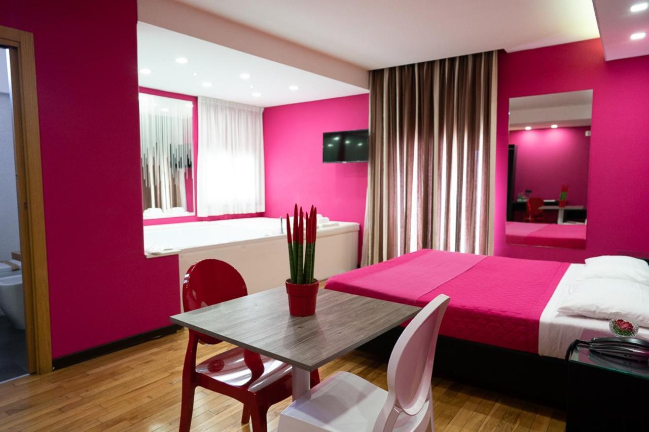 Sweet Central Hotel Caserta Luaran gambar