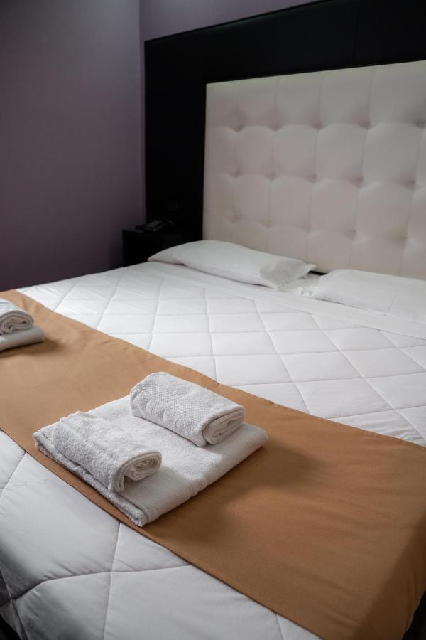 Sweet Central Hotel Caserta Luaran gambar