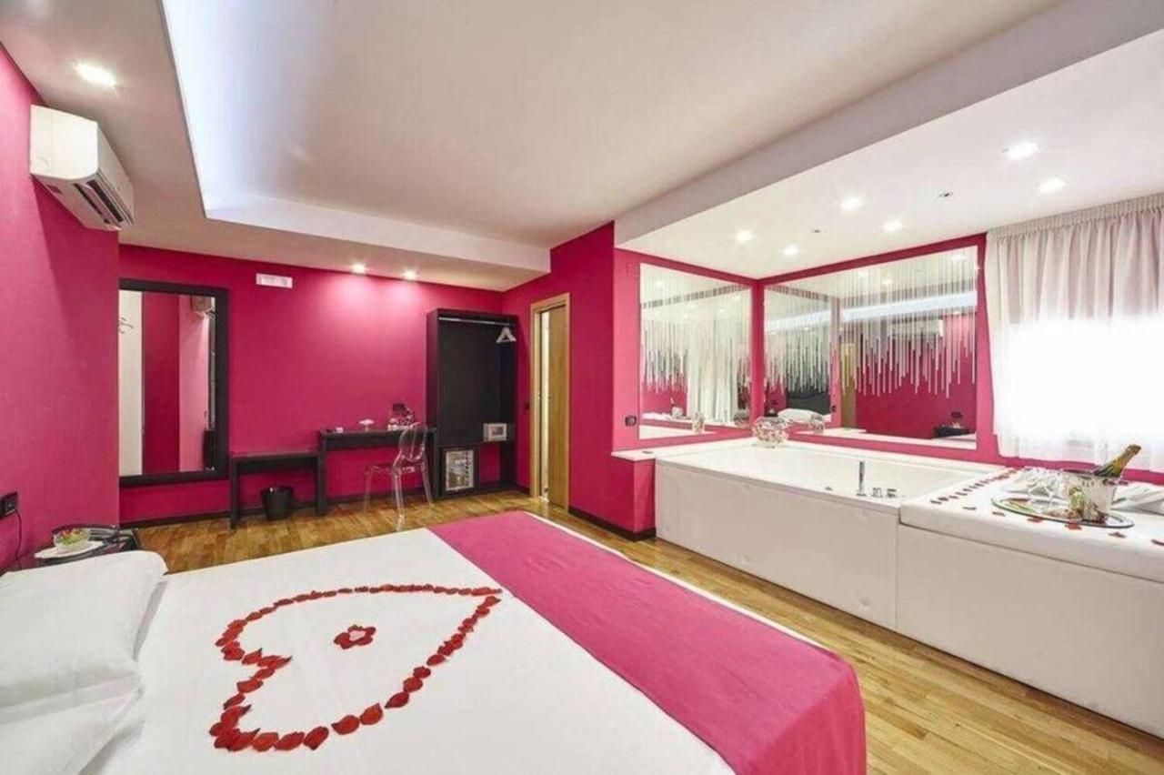 Sweet Central Hotel Caserta Luaran gambar